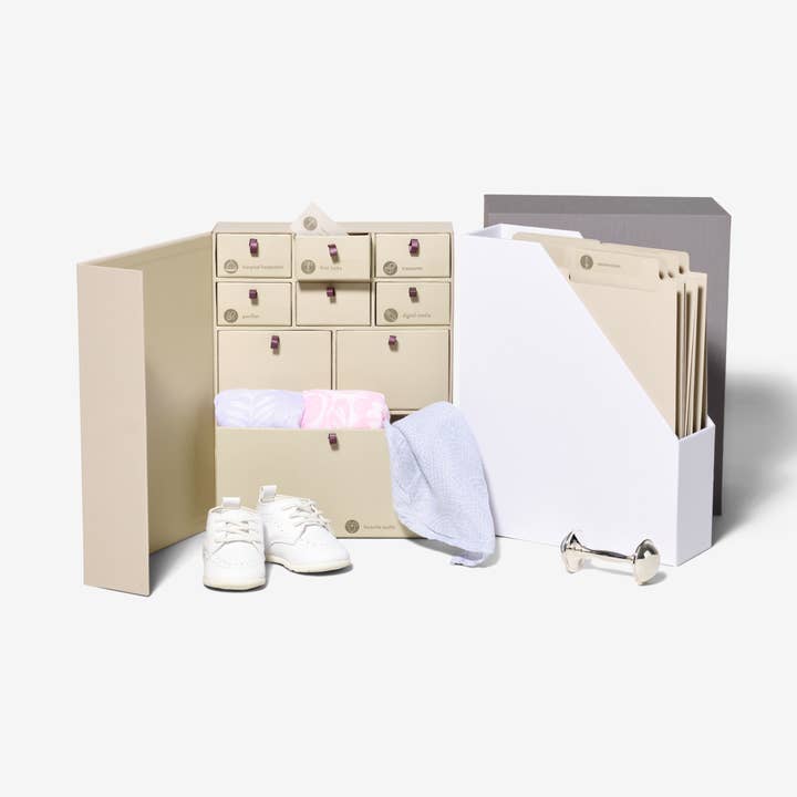 Deluxe Baby Edition Keepsake Box and other Purchase Wholesale boîte cadeau. Free Returns & Net 60 Terms on Faire trending on Faire.
