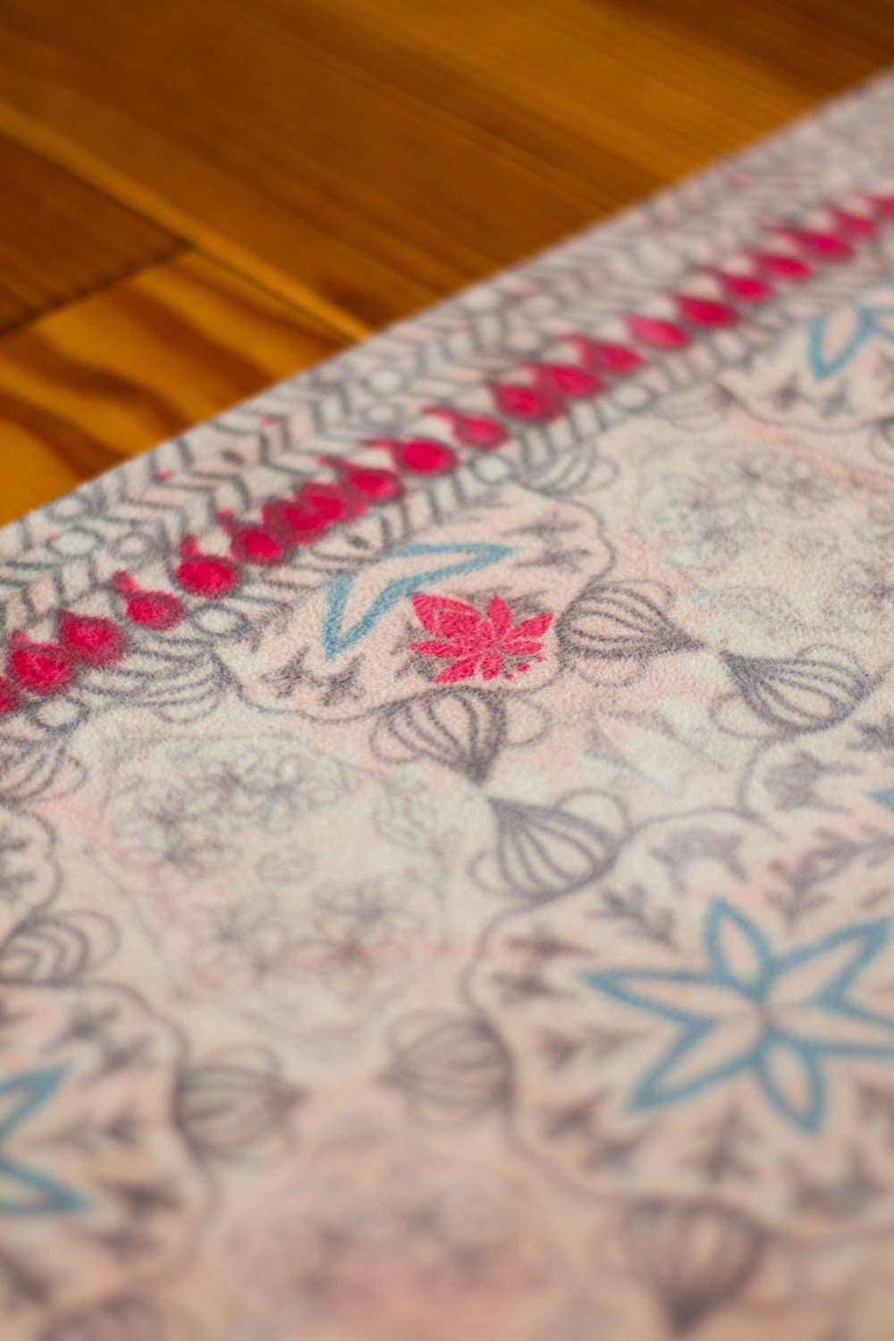 MALA Yoga - Wholesale Yogamat - Mala Hybrid yogamat met vliegend tapijt design2