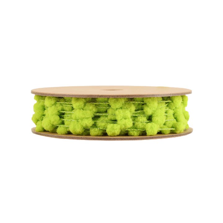 LA Ribbons Wholesale - Wholesale Pompoms - 8mm Gewaxt Pom Pom | Lime | Rol van 25 Yards4