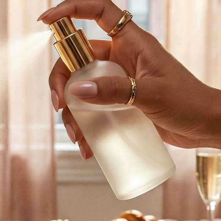 Zimmerservice - 3,4 oz Raumspray für den Großhandel von M Bur Candle Co.