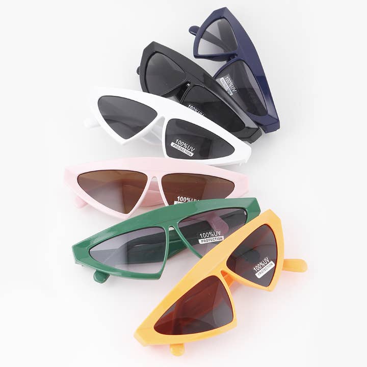 Polarized Retro Triangle Sunglasses for wholesale by 3AM BY H&D ACCESSORIES