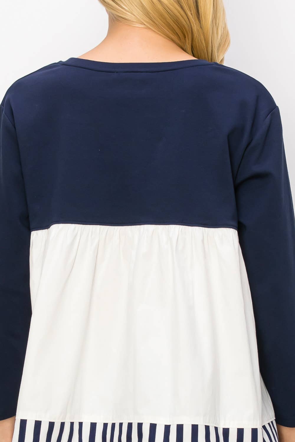 Navy Regina Spitzenstrick mit Streifen aus Baumwollpopeline für den Großhandel auf Faire10