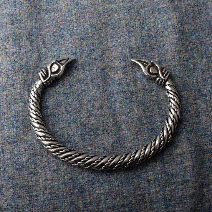 Asgard – Pulseira de punho por atacado – Pulseira viking pequena de estanho com corvos de Odin2