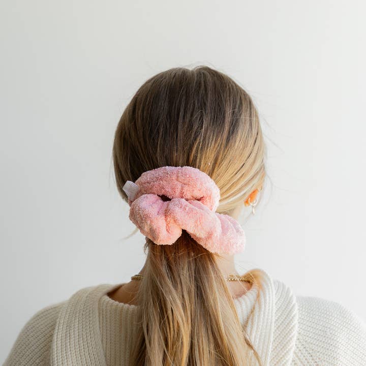 KAXI - Wholesale Scrunchie - Women's - OVERSIZED TOWEL SCRUNCHIES ( 18 COLORS )48