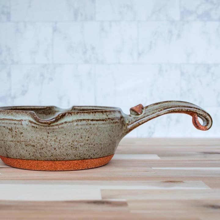 Casserole en terre cuite faite à la main - Poterie Clay Coyote pour la vente par Clay Coyote