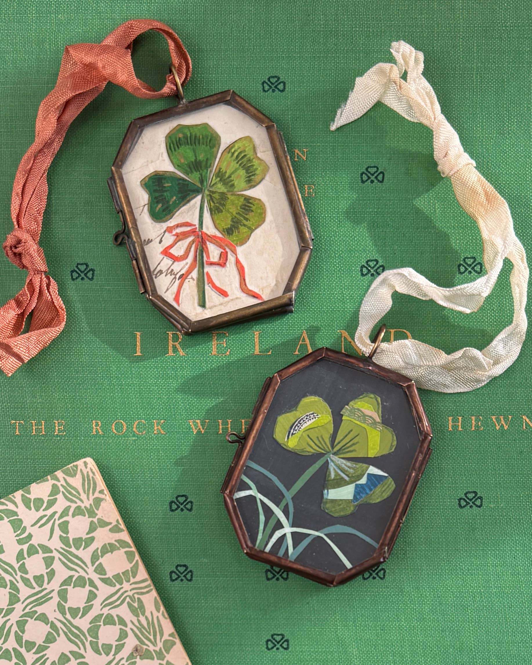 Maris Mirum - Wholesale Ornament - Clover with Bow ~ Art Locket Garden Vintage Decor Handmade 1