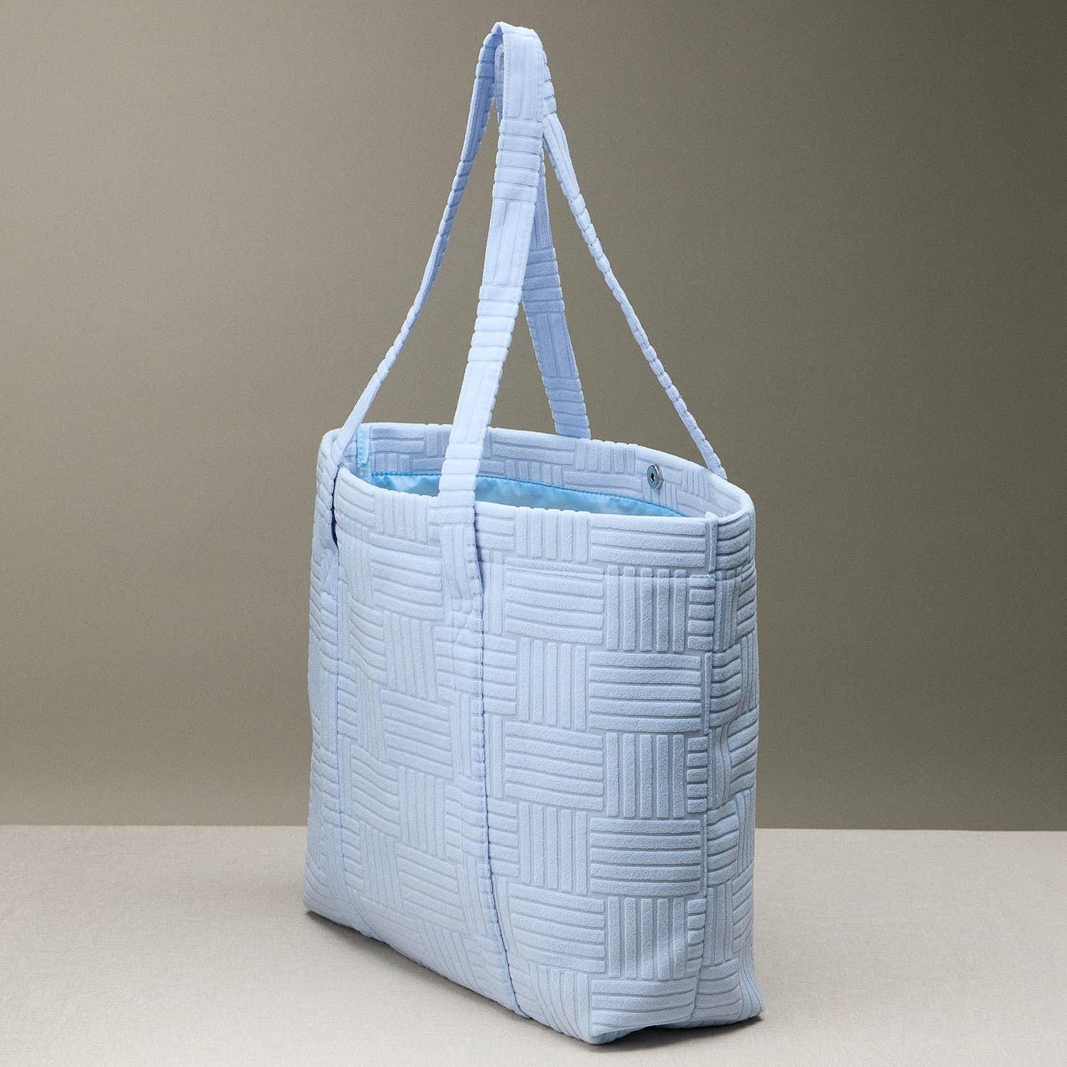 Lilla Haven - Wholesale Tote Bag - Women's - Luxe Terry Irregular Grid Pattern Tote Bag - Beach Bag1