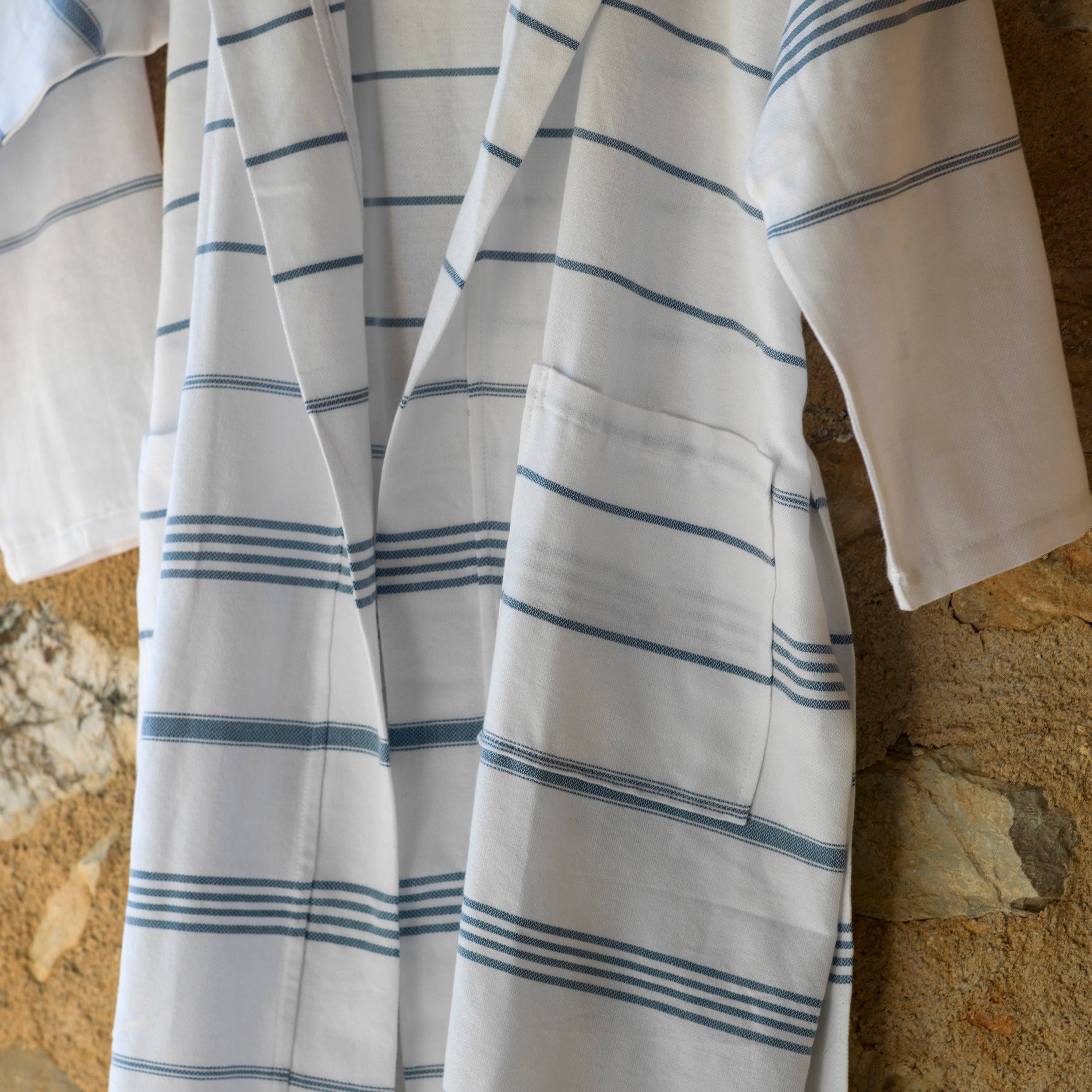 loom.ist – wholesale Robe – Women's – Classic Hooded Bathrobe5