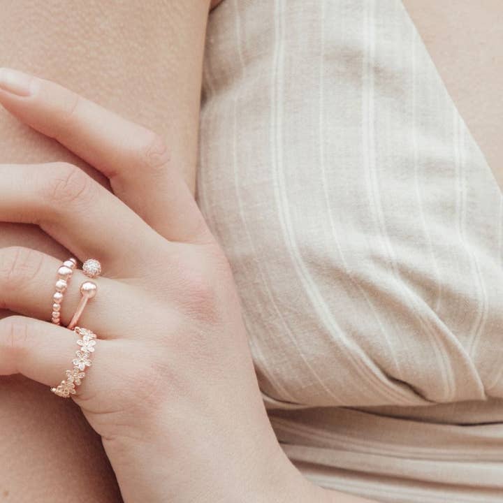 Dancing Daisy Rose Gold Ring for wholesale by OYL’E London