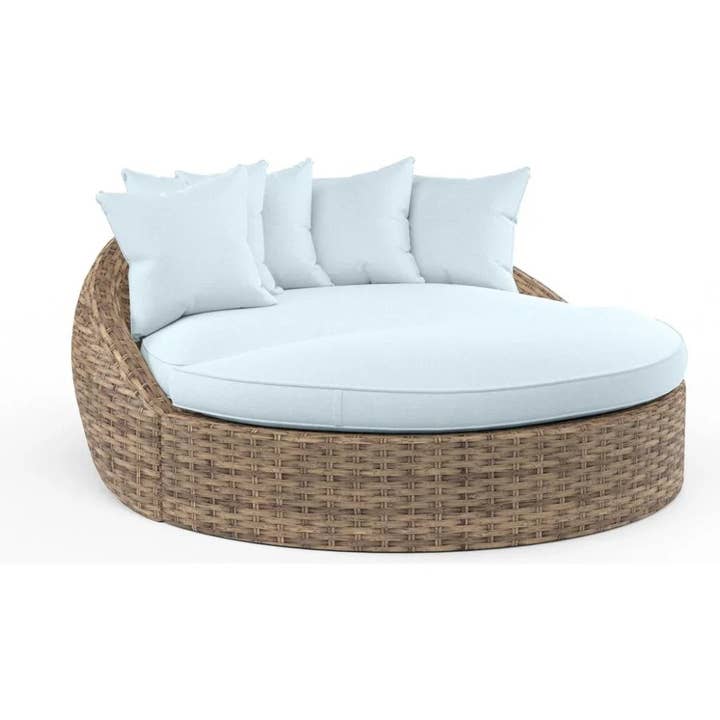 Havana Sunbrella Round Outdoor Daybed for wholesale by LOOMLAN