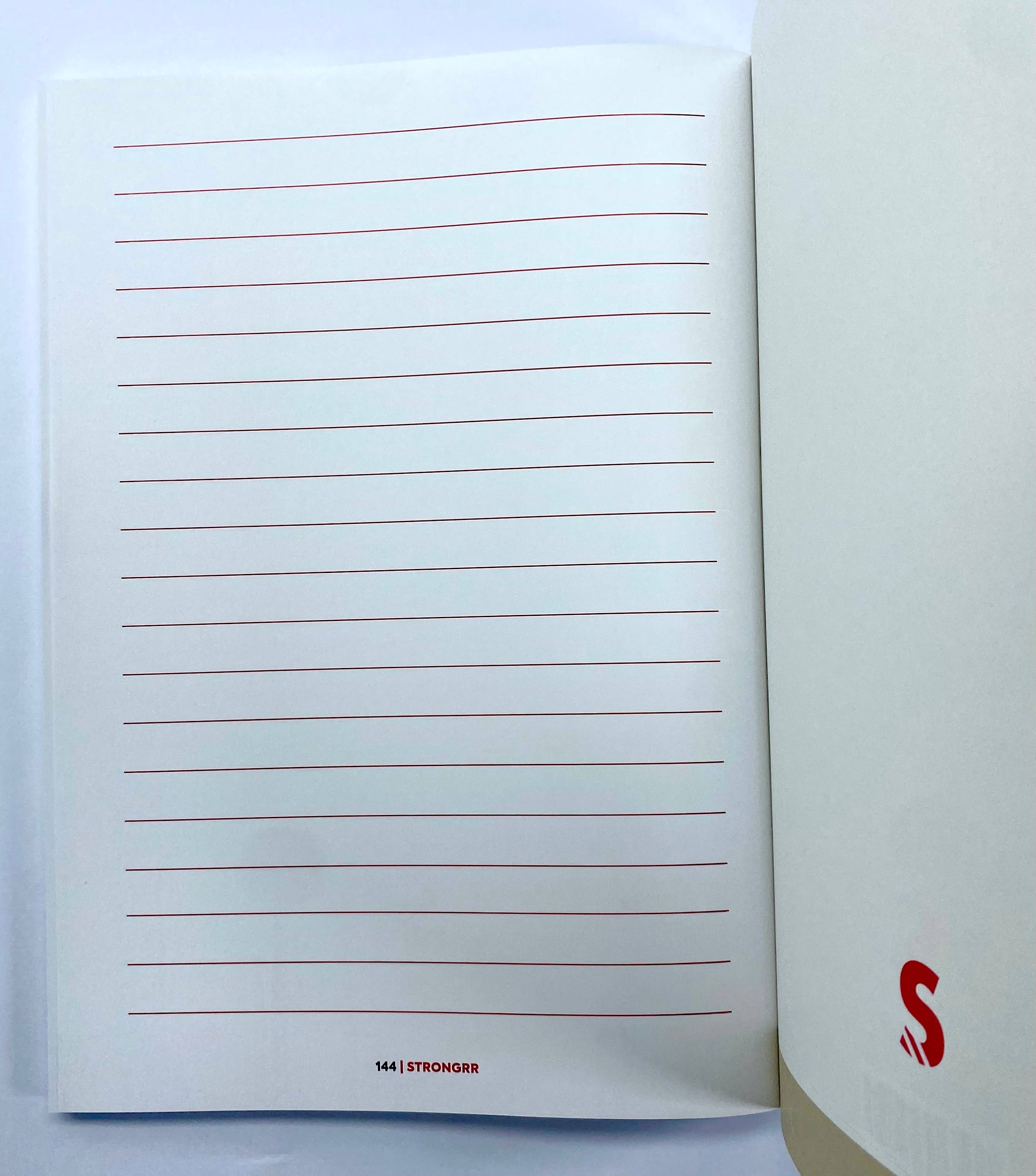 Salzmann Restwaren GmbH – Engroshandel Bog om fitness og motion – Strongrr sportbøger i 2 modeller6