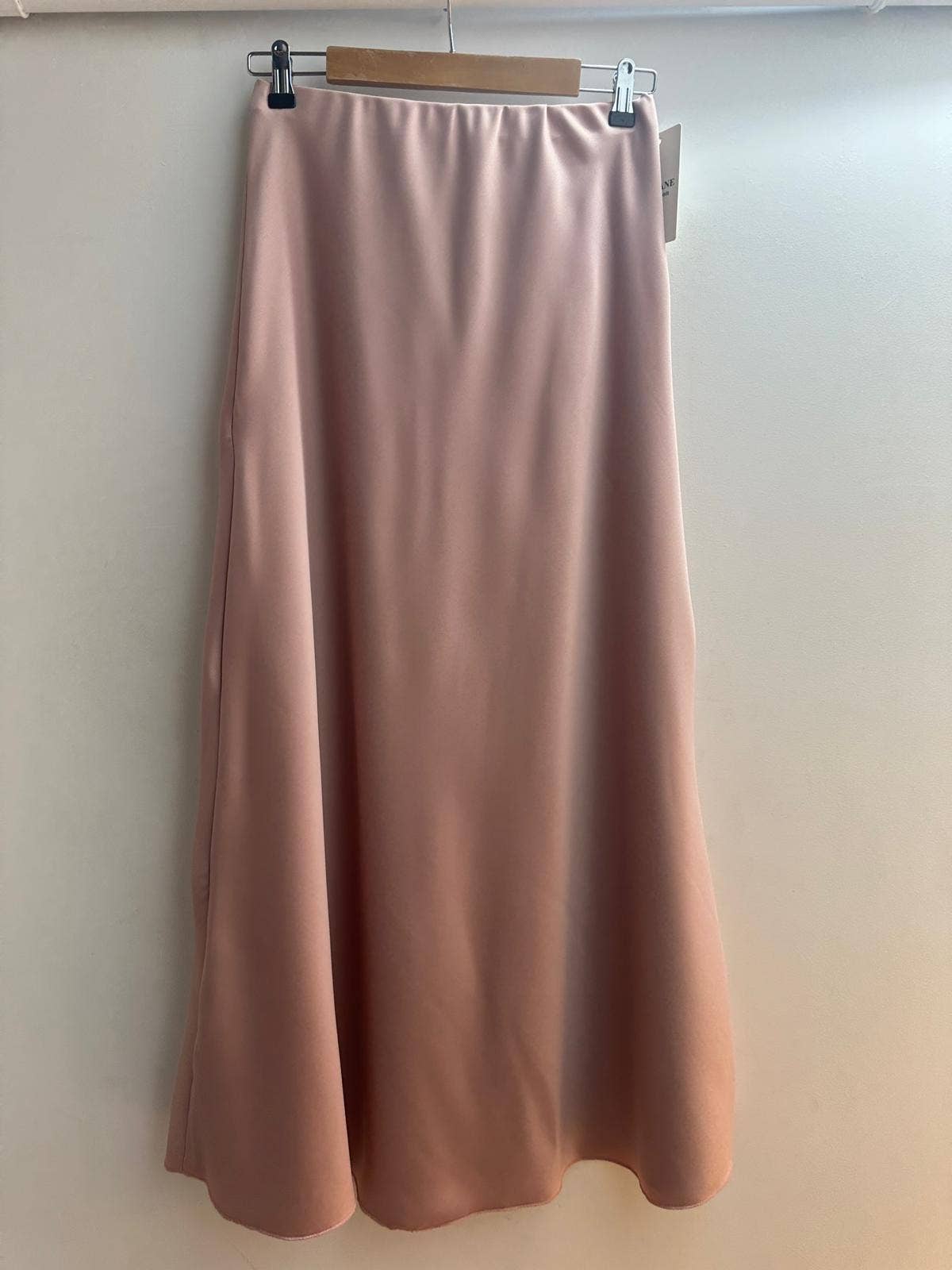 LORIANE - Vendita all'ingrosso Gonna - Donna - Gonna lunga fluida e leggera 10480U18