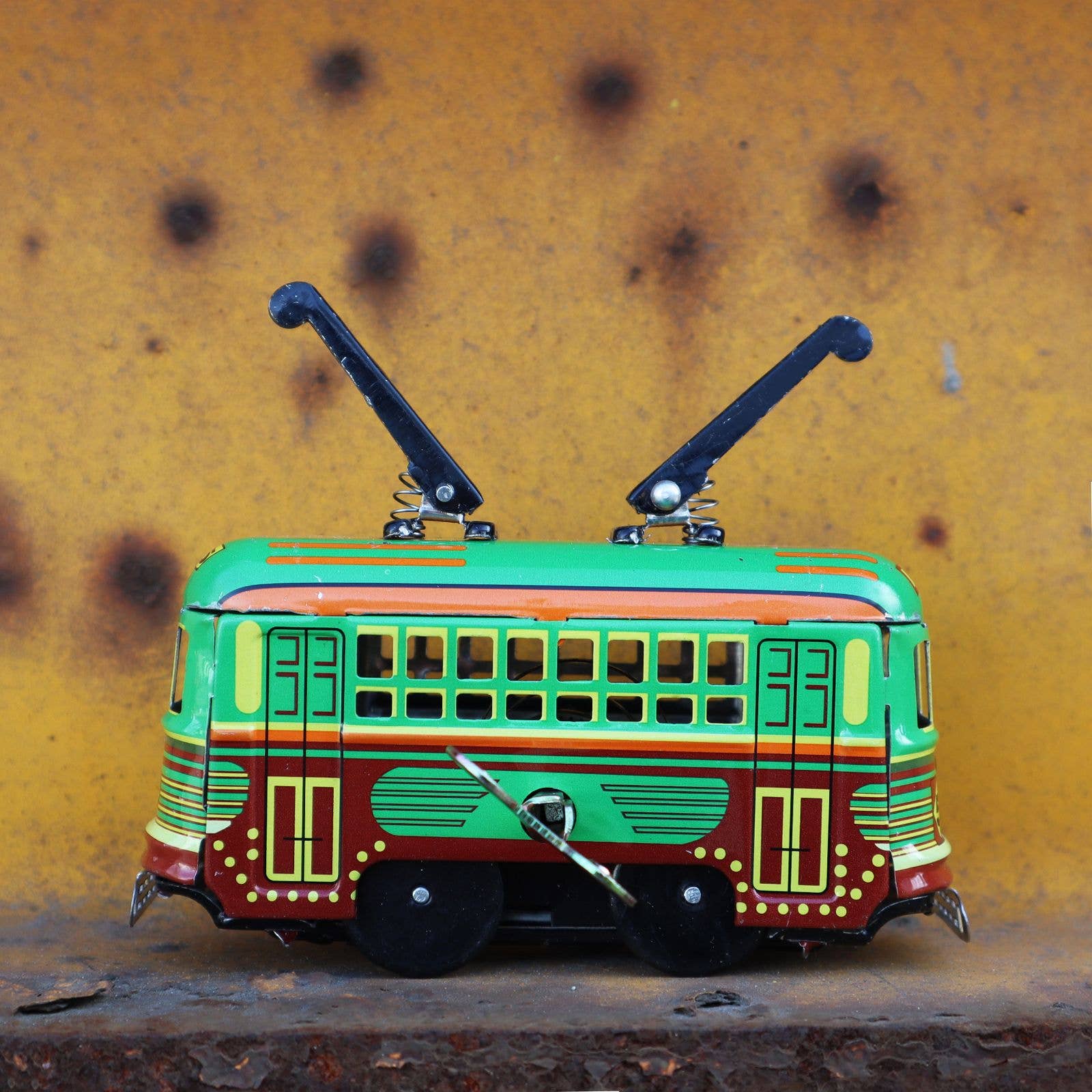 Tribal Trade GmbH - Wholesale Decorative Figurine - Tin toy tram rail vehicle tram tin train5