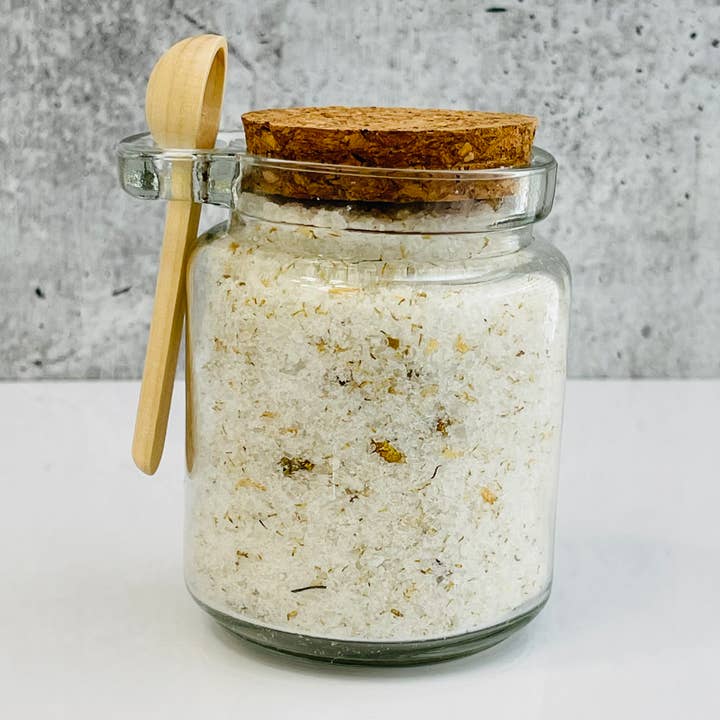 KustumKandy - Wholesale Bath Salts - Unlabeled 8oz Bath Salt Jars with Wooden Spoon