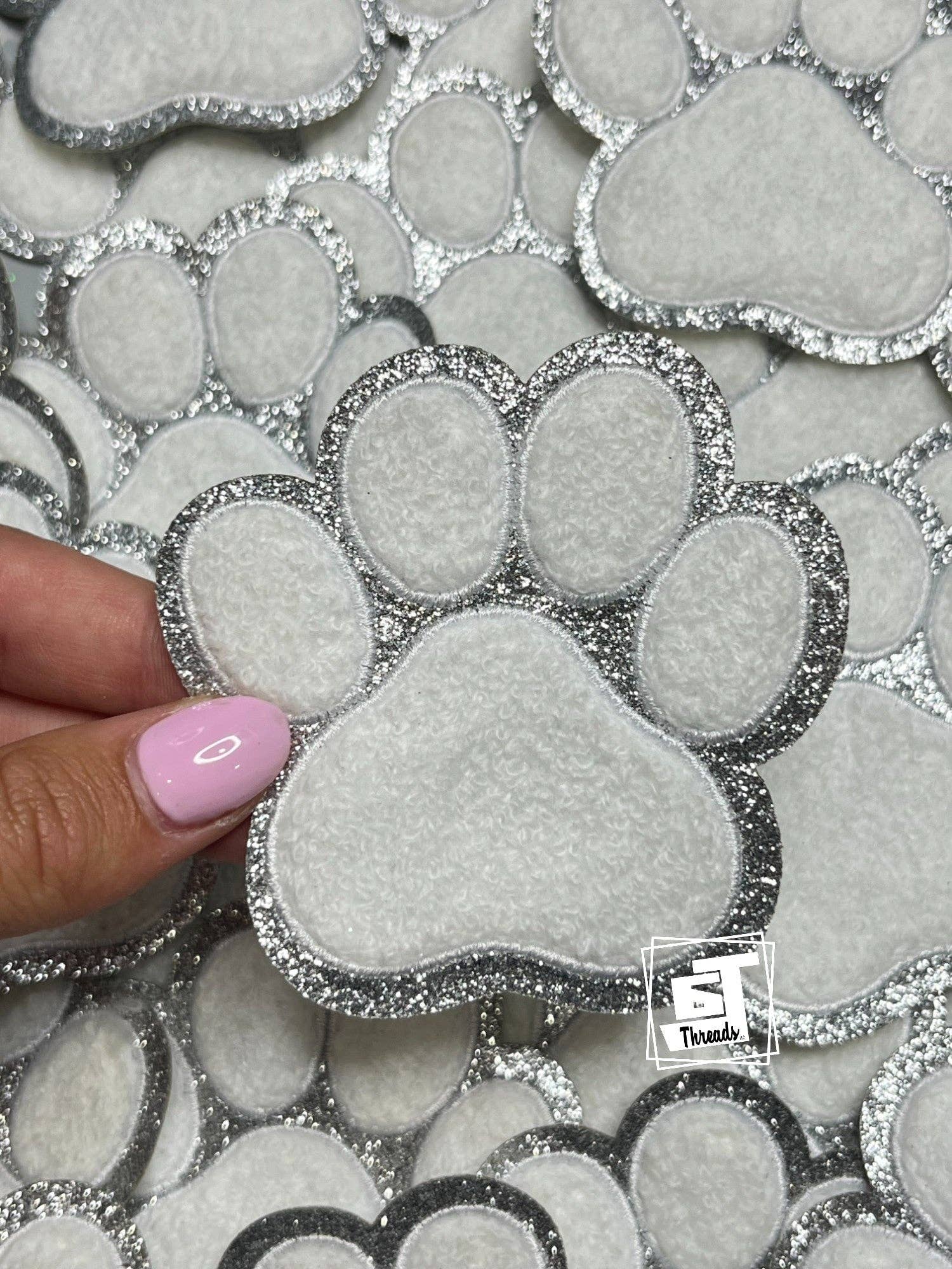 6j Threads LLC - Wholesale Patch - Chenille Paw Print1