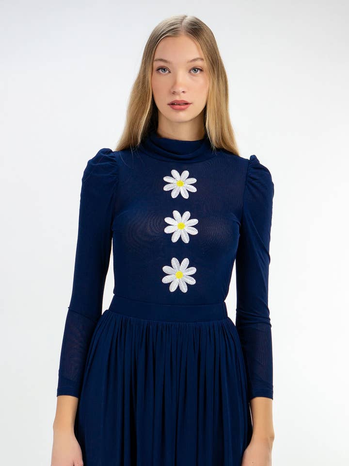 Maglietta Daisy Caron per la vendita all'ingrosso da parte di Kristinit