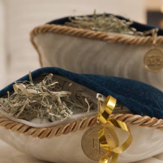 American Prosperity Pillow - America 250 licensee - Wholesale Throw/Decorative Pillow - America250 licensed -American Prosperity Freedom PillowTM5