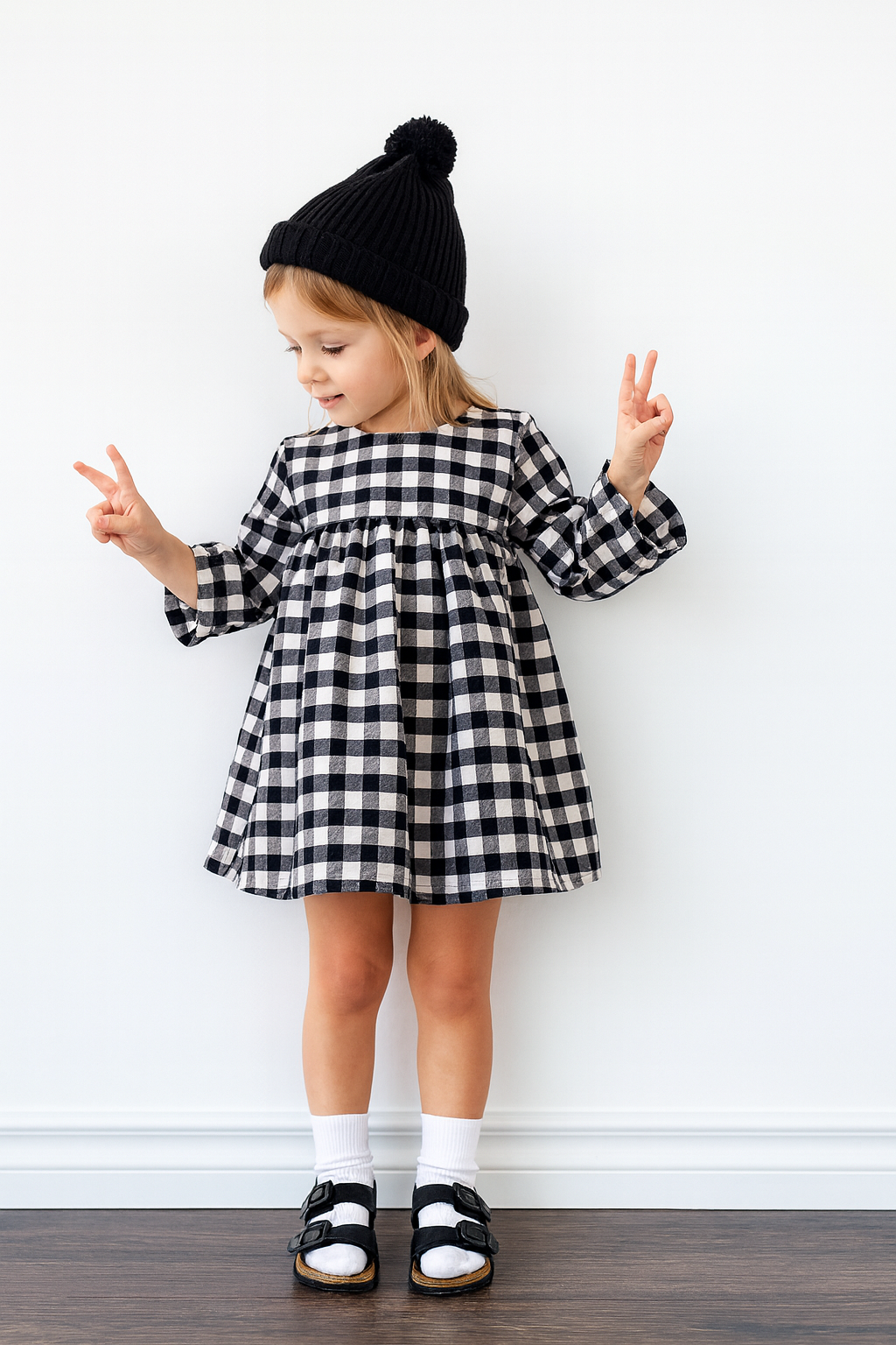 Fennco Styles – Vestido - Crianças por atacado – Vestido de Menina Preto & Branco Gingham Algodão3
