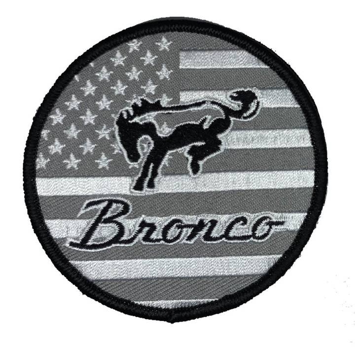 Patch - Ford Bronco Flag - Blackout for engroshandel hos Detroit Shirt Co.