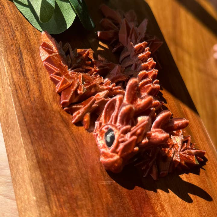 Articulado Minúsculo Dragão Lunar 5 polegadas por atacado de Roussell Prints and Demand LLC