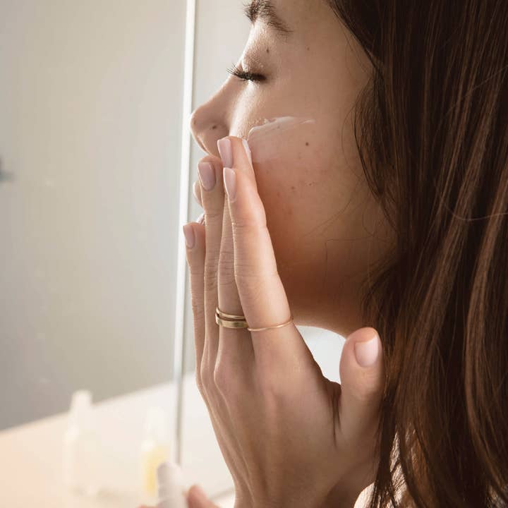 VERITAO Skincare - Vente Concentré/sérum pour le visage - Sérum exfoliant doux AHA + BHA7