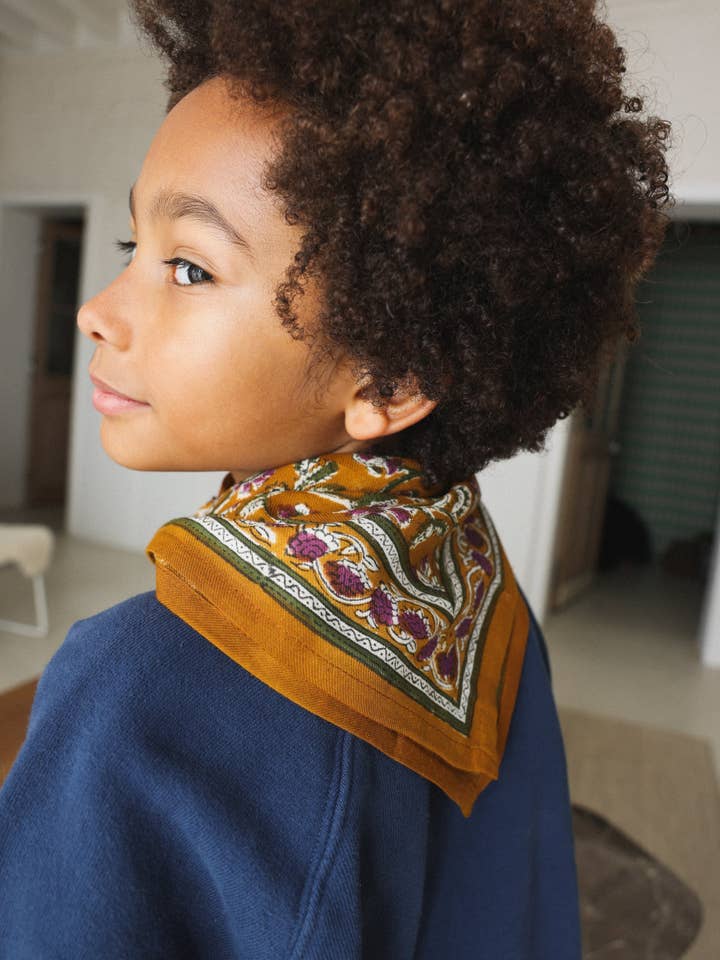 Baby- og børresjal Delhi Cumin 50 x 50 cm for engroshandel hos SO FAMILY