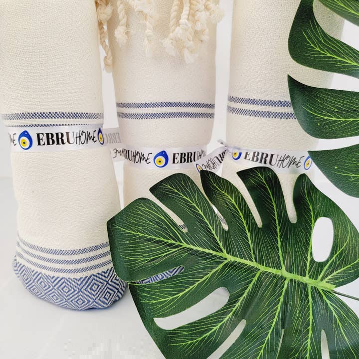 EBRU Home - Wholesale Throw Blanket - Throw Blanket, Farmhouse deco, Fall deco, Quick fold throw5