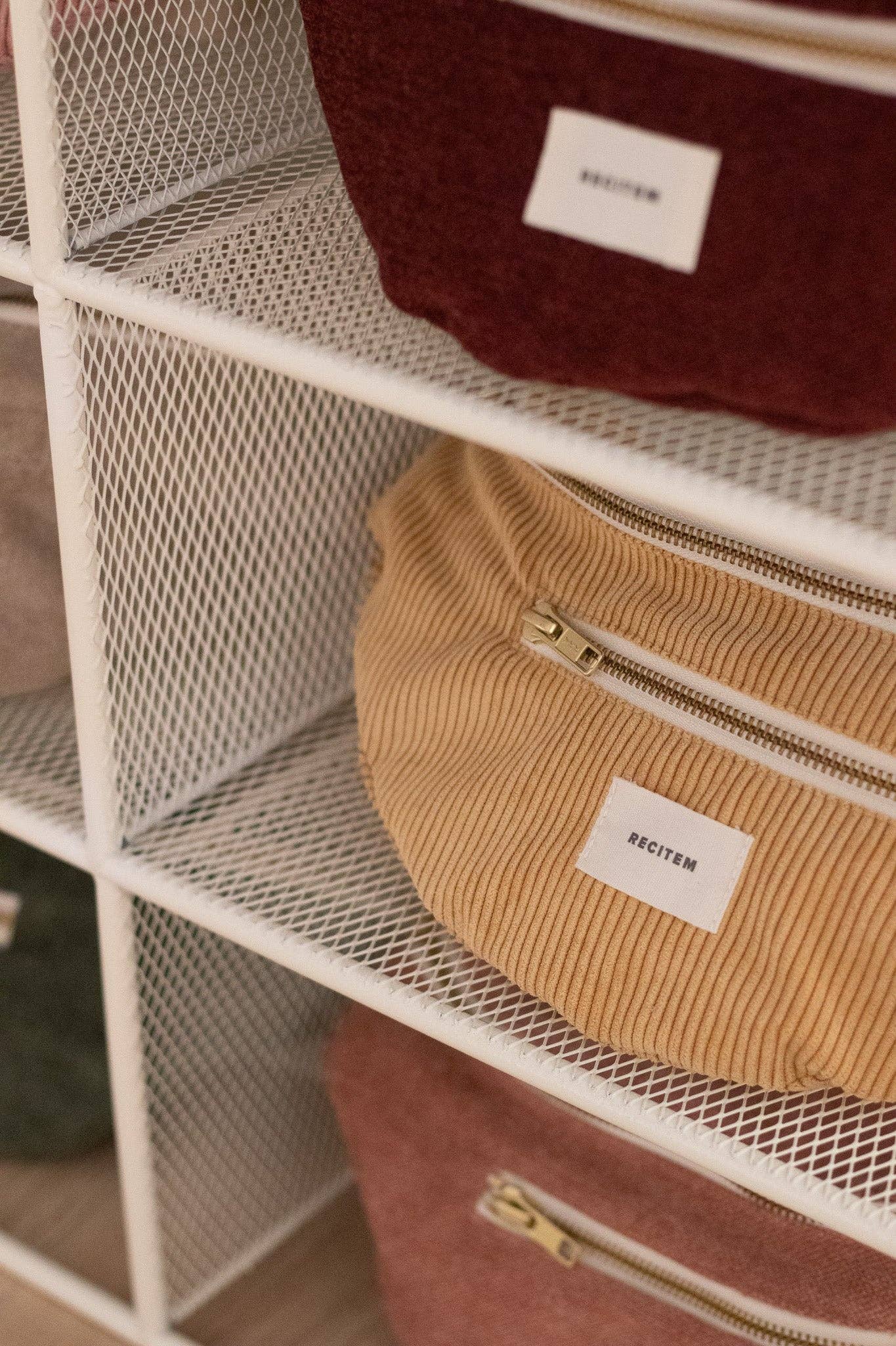 Recitem - Wholesale Crossbody Bag - Unisex - Banane Jade4