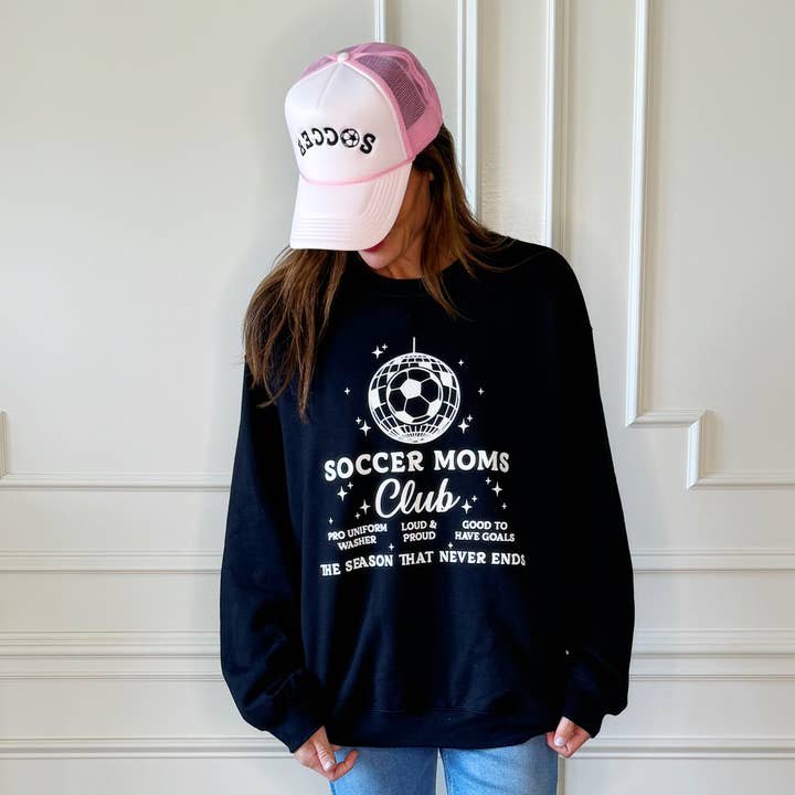 Soccer Moms Club Sweatshirt für den Großhandel von Poppy & Pine