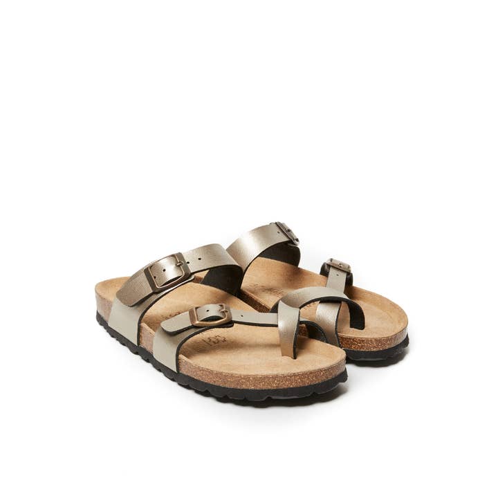 Mandél - Wholesale Flip Flops - Women's - DARIA gold thong sandal - Art.MD4040
