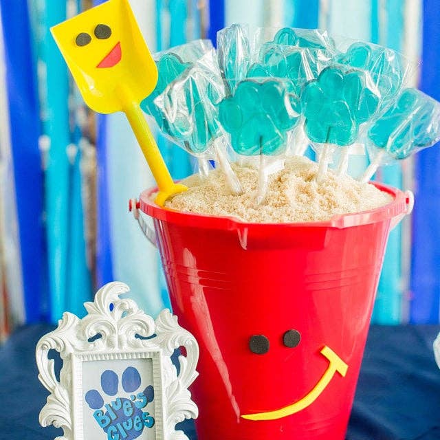 Lollipops by Candied Cakes - Wholesale Lollipop - DOG PAW LOLLIPOPS