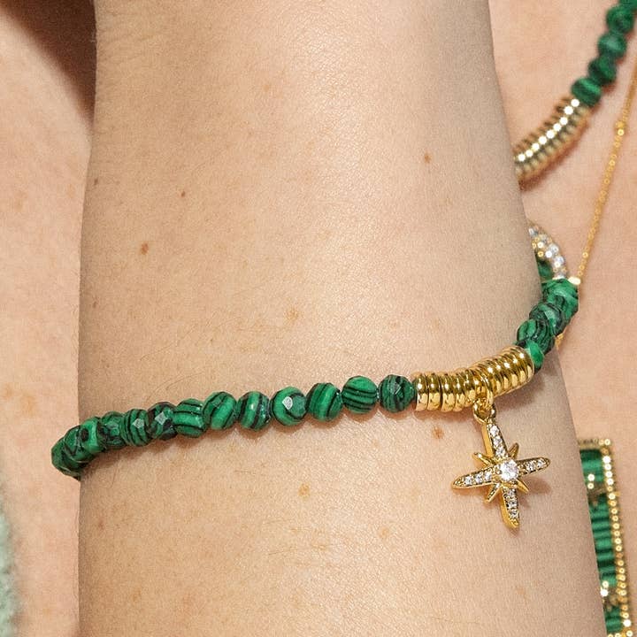 Luxenter - Wholesale Charm/Dangle Bracelet - Pulsera Luxenter de Plata de Ley 925 con Malaquita acabada en oro amarillo de 18K - Locare2