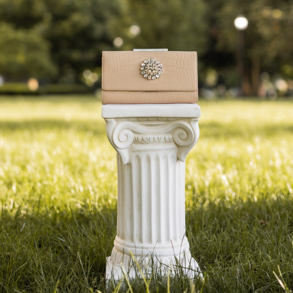 Lucy Jane - Wholesale Clutch Bag - Women's - The Bre2