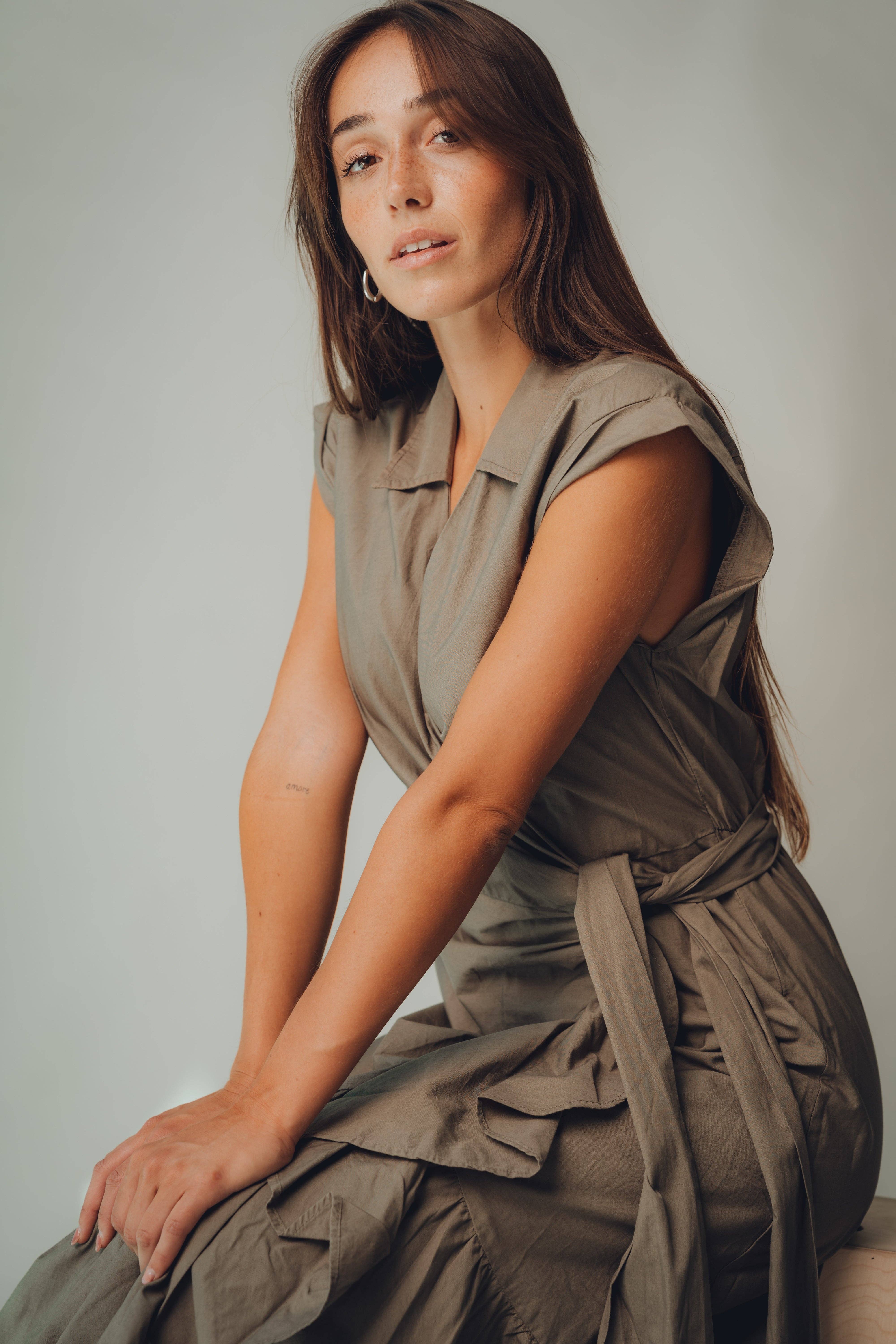 Kapda Casa - Wholesale Dress - Women's - Vestido Clásico Olivia - Vestido Clásico Lazo2