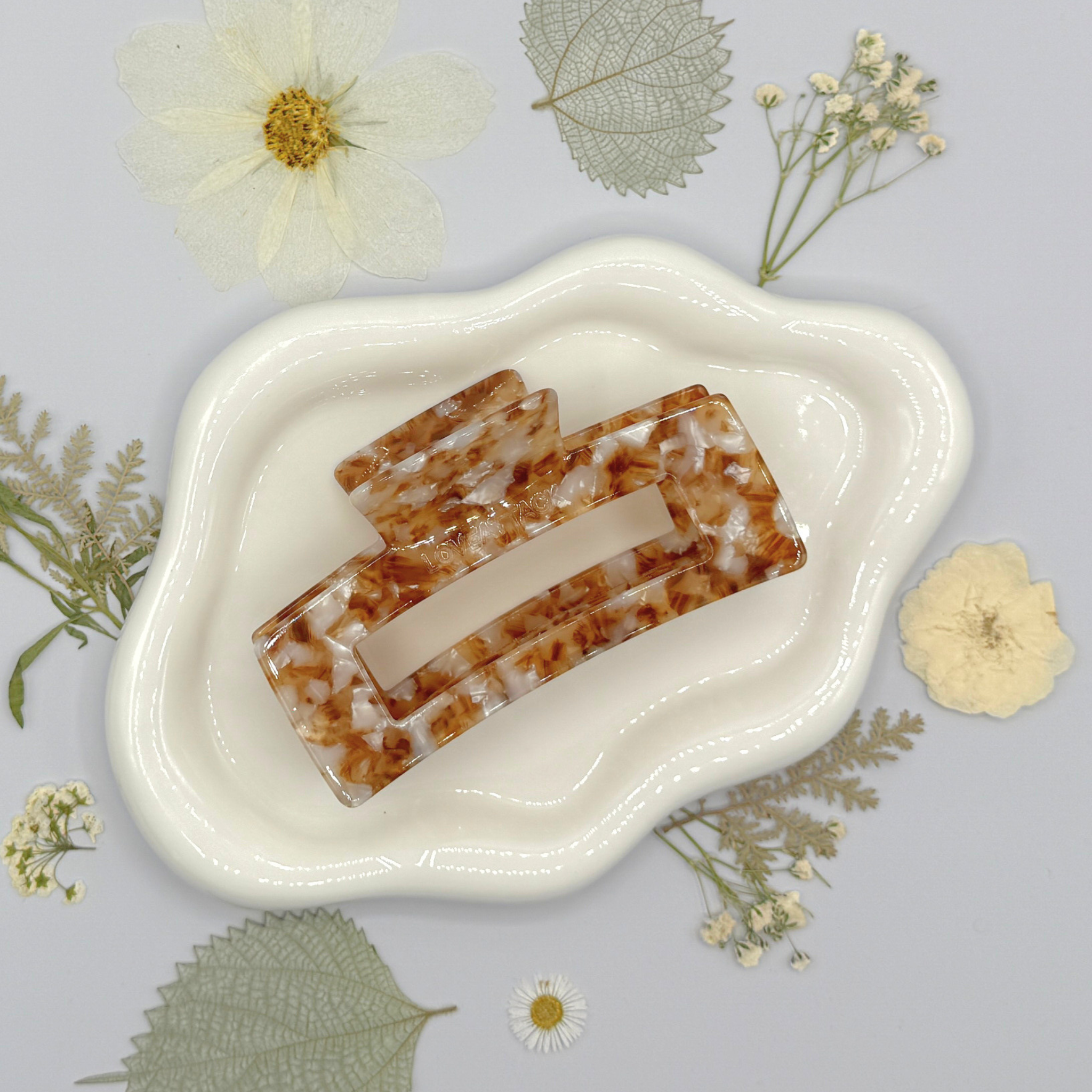 Love Attack - Wholesale Hair Clip - Women's - Aven Cellulose Acetate Hair Claw Clips60