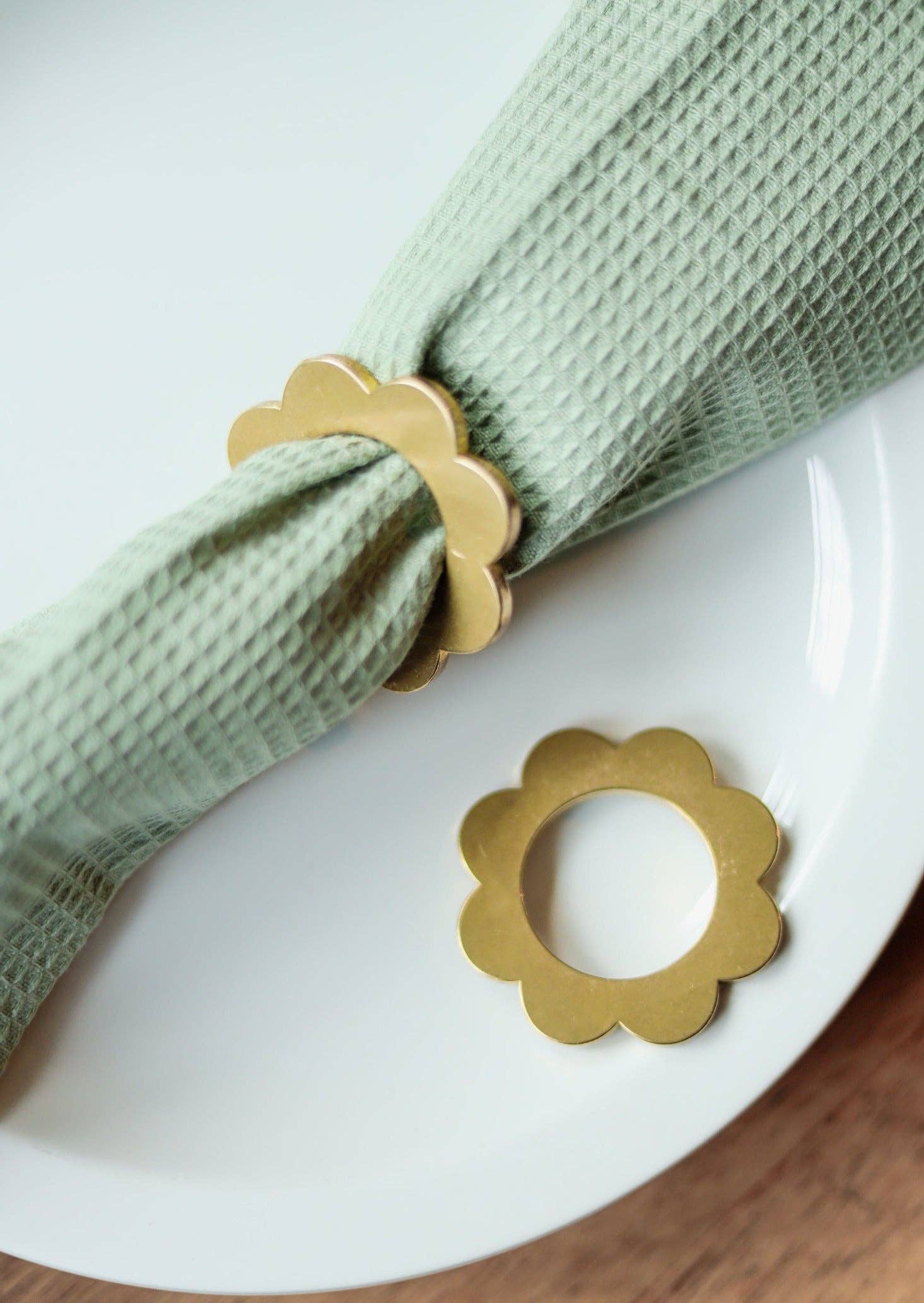 Pivot - Wholesale Napkin Ring - Napkin Rings - Brass (Set of 2)3
