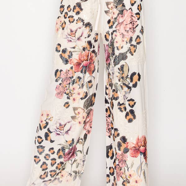 Relaxte kanten patchworkbroek met elastisch trekkoord - 4703BG LEO FL voor wholesale door Origami Apparel ~ Lace and Crochet inspired