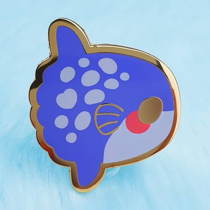 PINSTACHIIO - Wholesale Lapel pin/button - Sunfish Mola Enamel Pin0