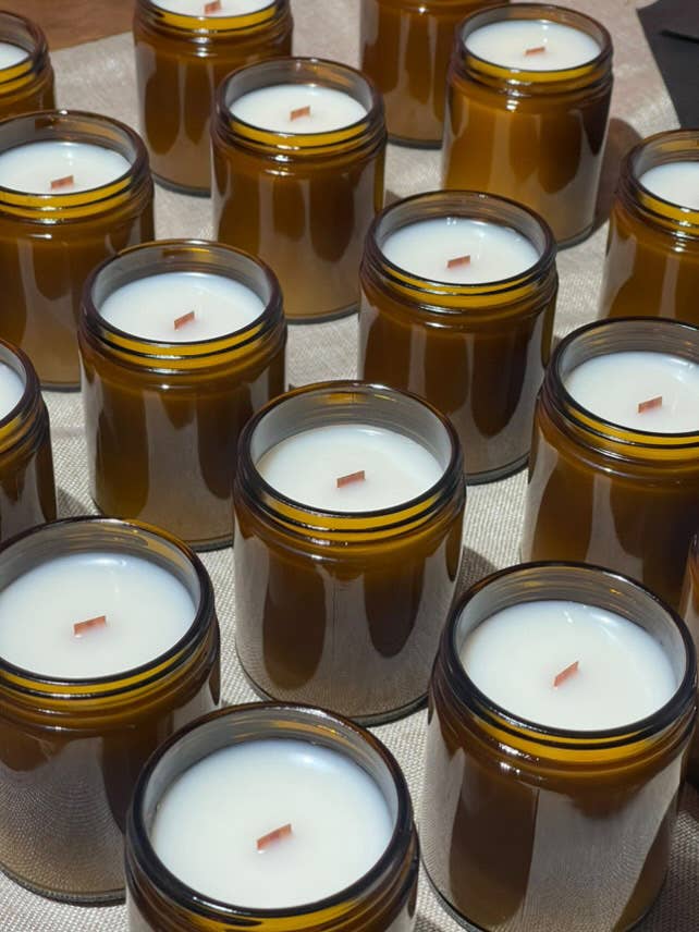 Suoni Scoppiettanti Candele con Stoppino di Legno / senza etichetta per la vendita all'ingrosso da parte di Candleglambyperry