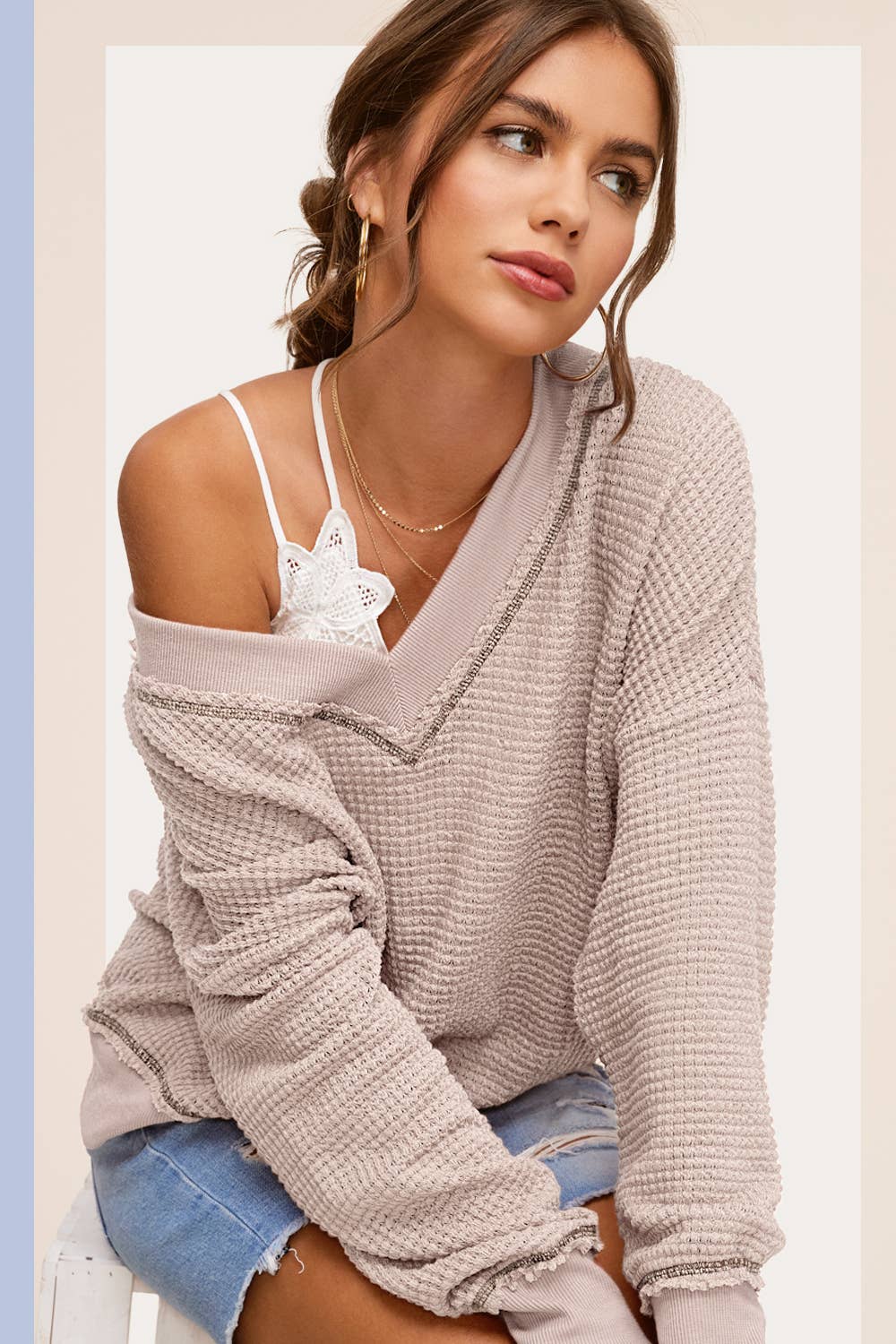 La Miel – Großhandel Strickoberteil – Damen – JLT7410-Langarmshirt mit Waffelstruktur und V-Ausschnitt in lockerer Passform32