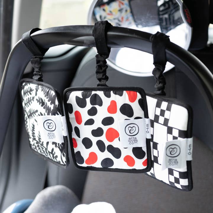 SENSORISKE HÆNGENDE FIRKANTER - til babyers første år for engroshandel hos Etta Loves UK