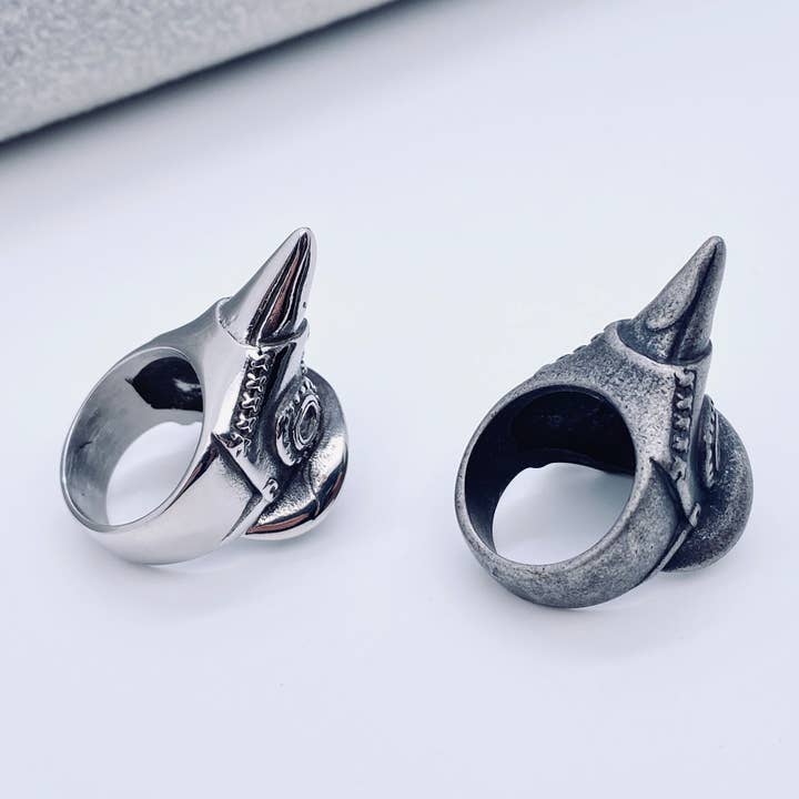 Mio Queena - Wholesale Signet Ring - Skeleton Crow Head Hat Men's Stainless Steel Ring - MJ/MR