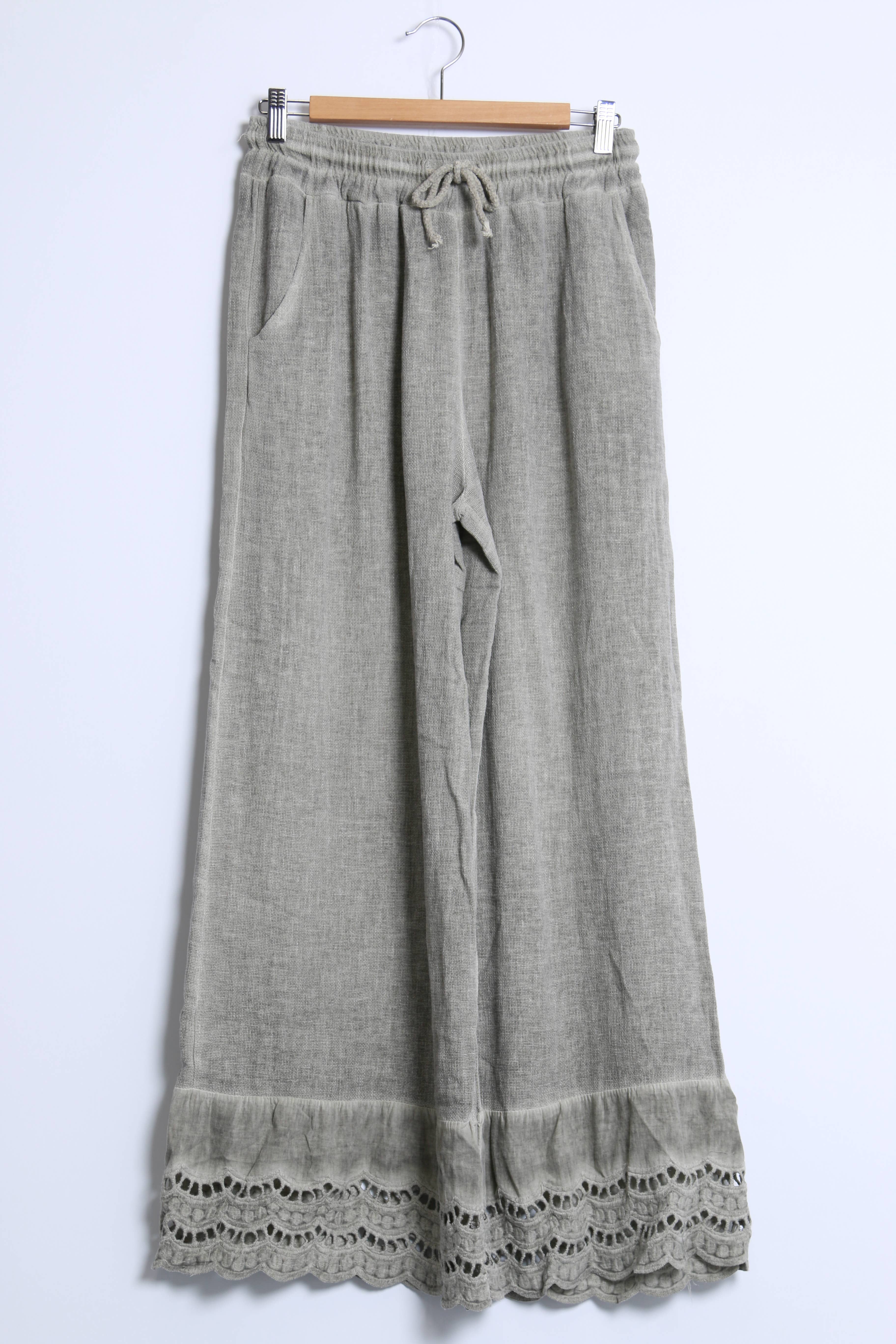 Shyloh - Wholesale Pants - Women's - Embroidered pants 2060329