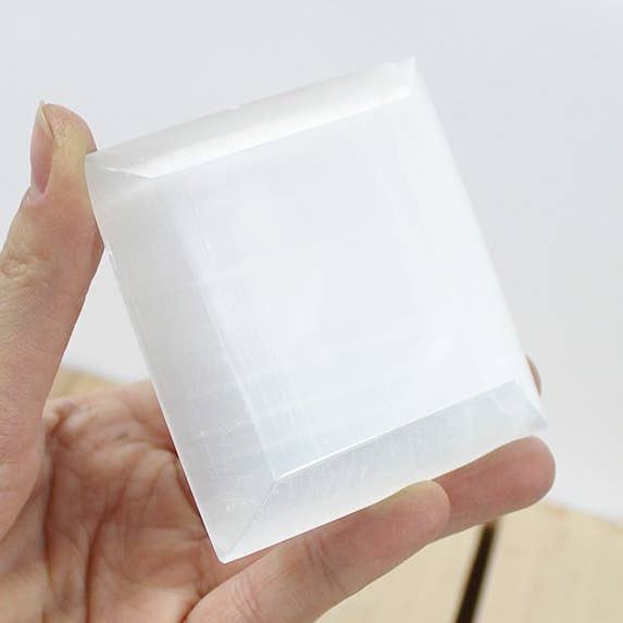 Seleniet Vierkante Plaat 8 cm voor wholesale door UNDERSUN.STORE