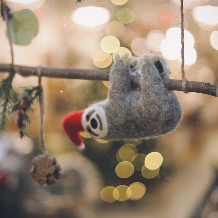 Felt So Good - Wholesale Tree topper - Handmade Felt Christmas Sloth Tree Topper Decoration3