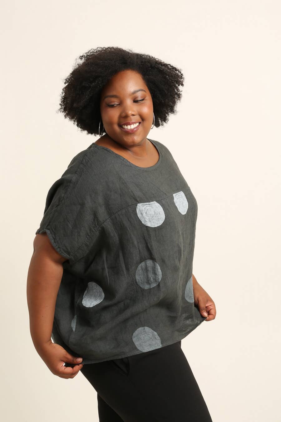 Lea & Luc - Grandes Tailles - Vendita all'ingrosso Tunica - Donna - Tunic in lino taglie comode con stampa a cerchi13