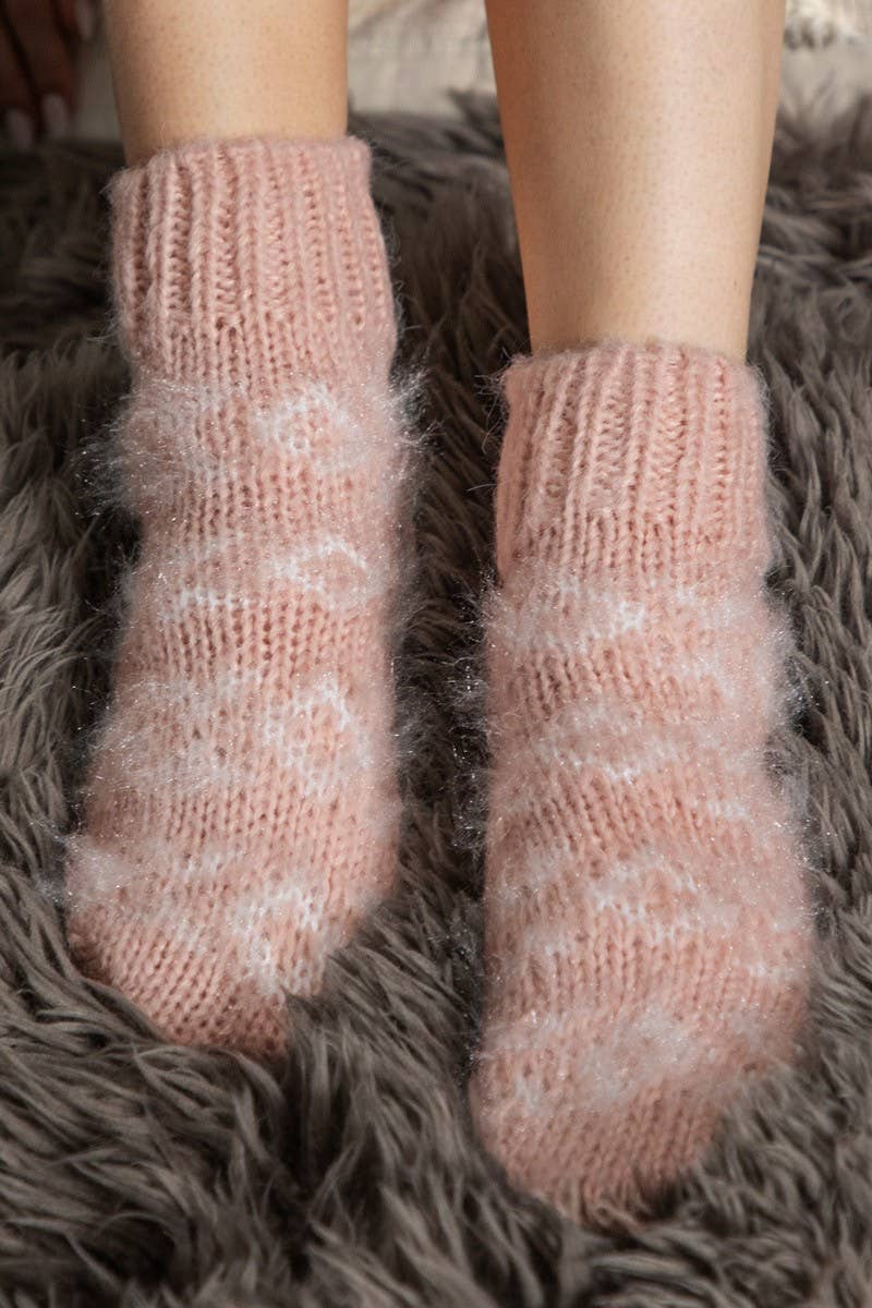 Urbanista - Wholesale Socks - Women's - Fuzzy Nordic Socks8