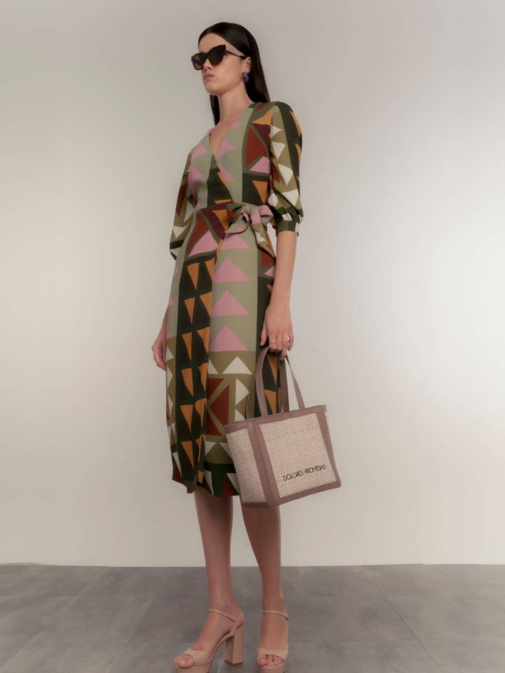 Robe-chemise à imprimé ethnique pour la vente par Dolores Promesas