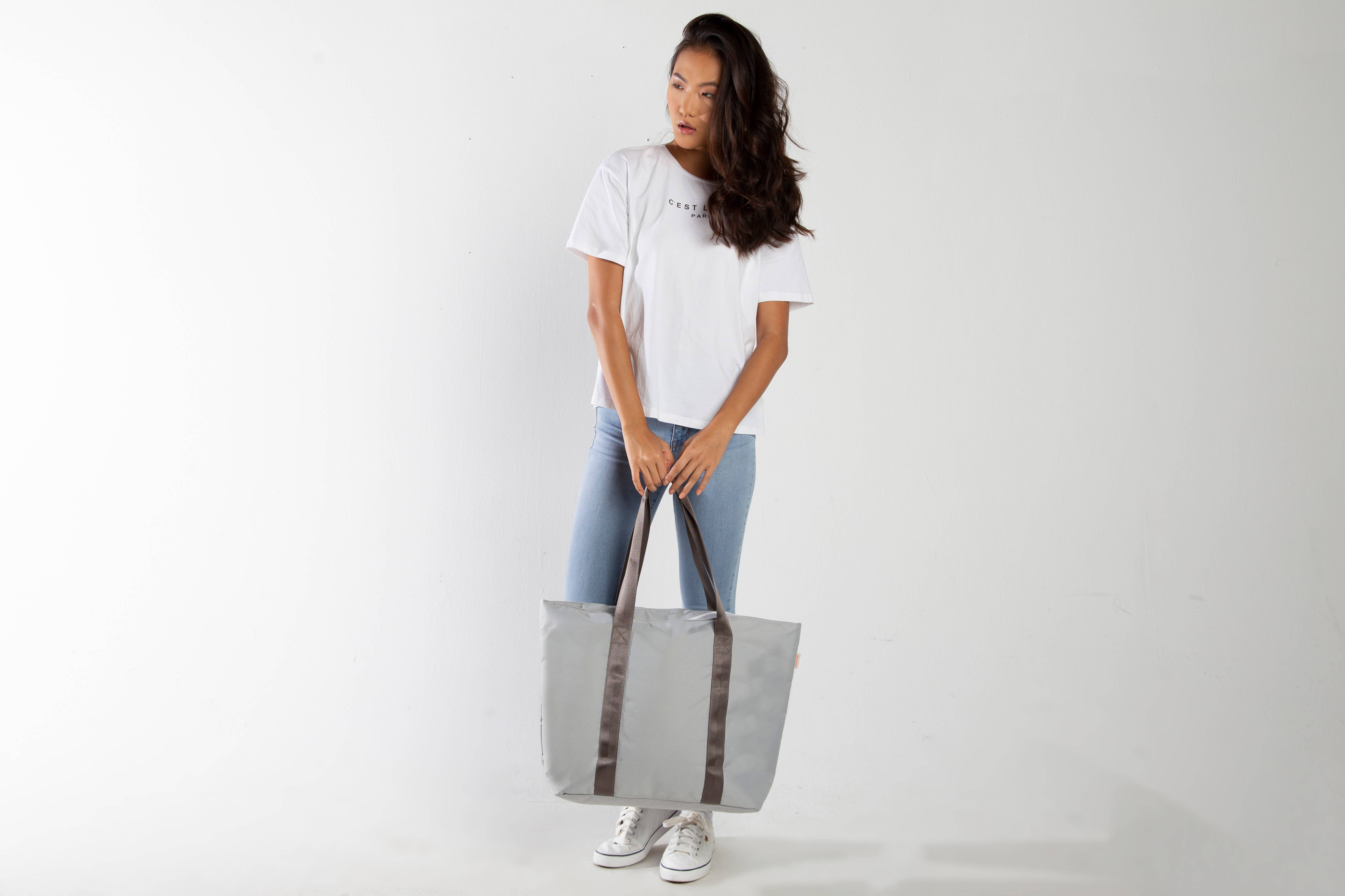 CB STATION – Großhandel Tragetasche – Damen – Tragetasche Motion10