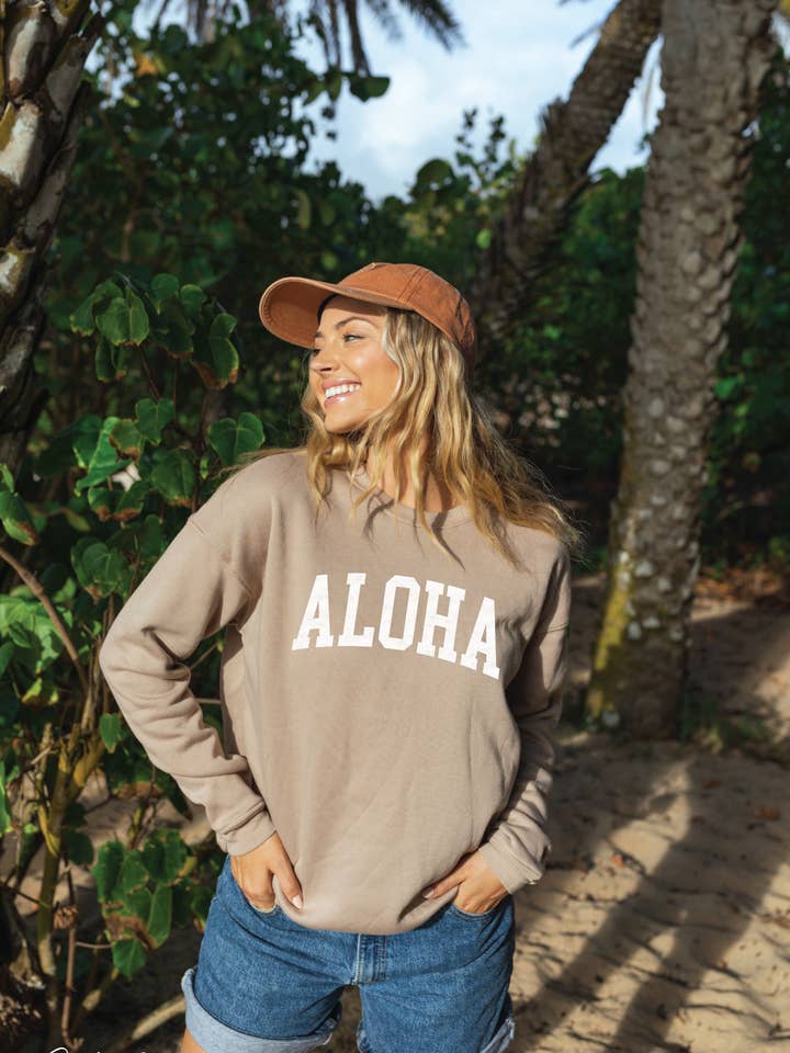 Camisola Graphic ALOHA por atacado de OAT COLLECTIVE